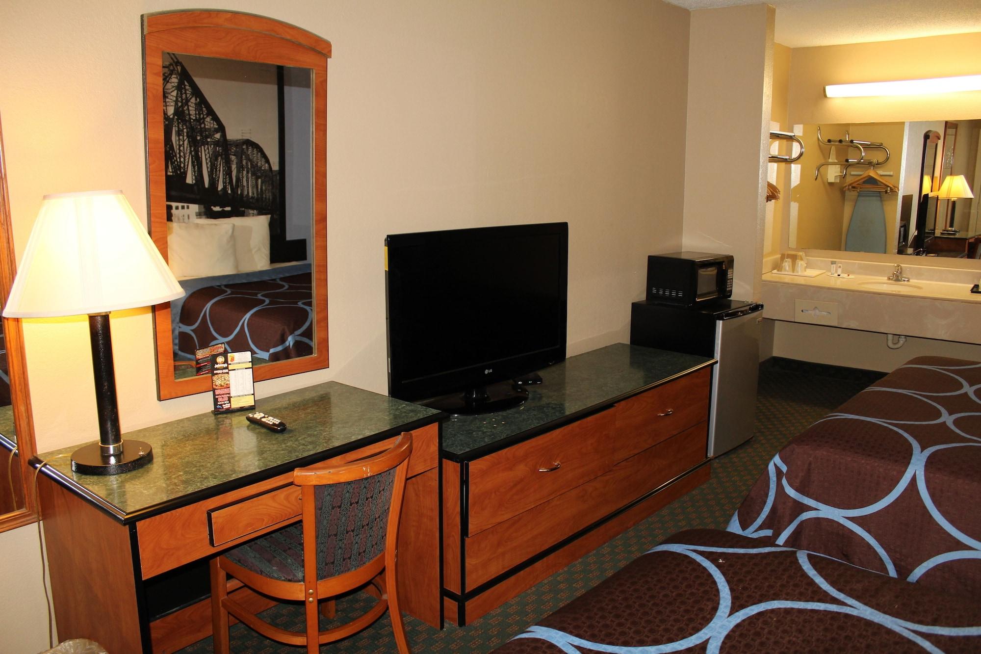 Super 8 By Wyndham Bossier City/Shreveport Area Bagian luar foto